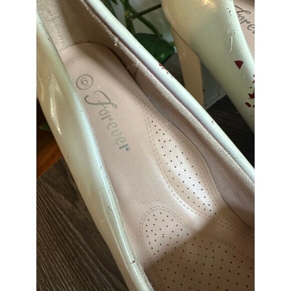 Forever White Block Heel Pumps – Size 6 (Cracked Paint Design) - Picture 5 of 12